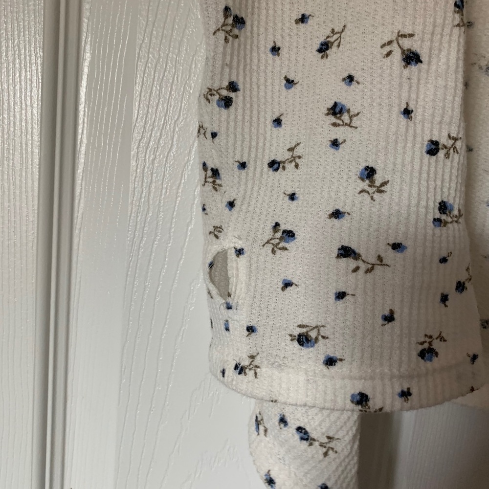 Brandy wrap top - Picture 3 of 3